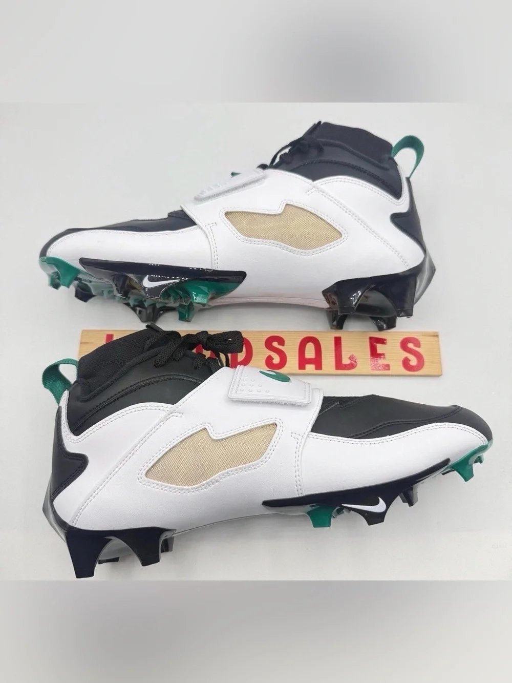 Nike Diamond Turf 93 TD Football Cleats 'Emerald' Eagles HF5298-102 Men’s Sz 8.5